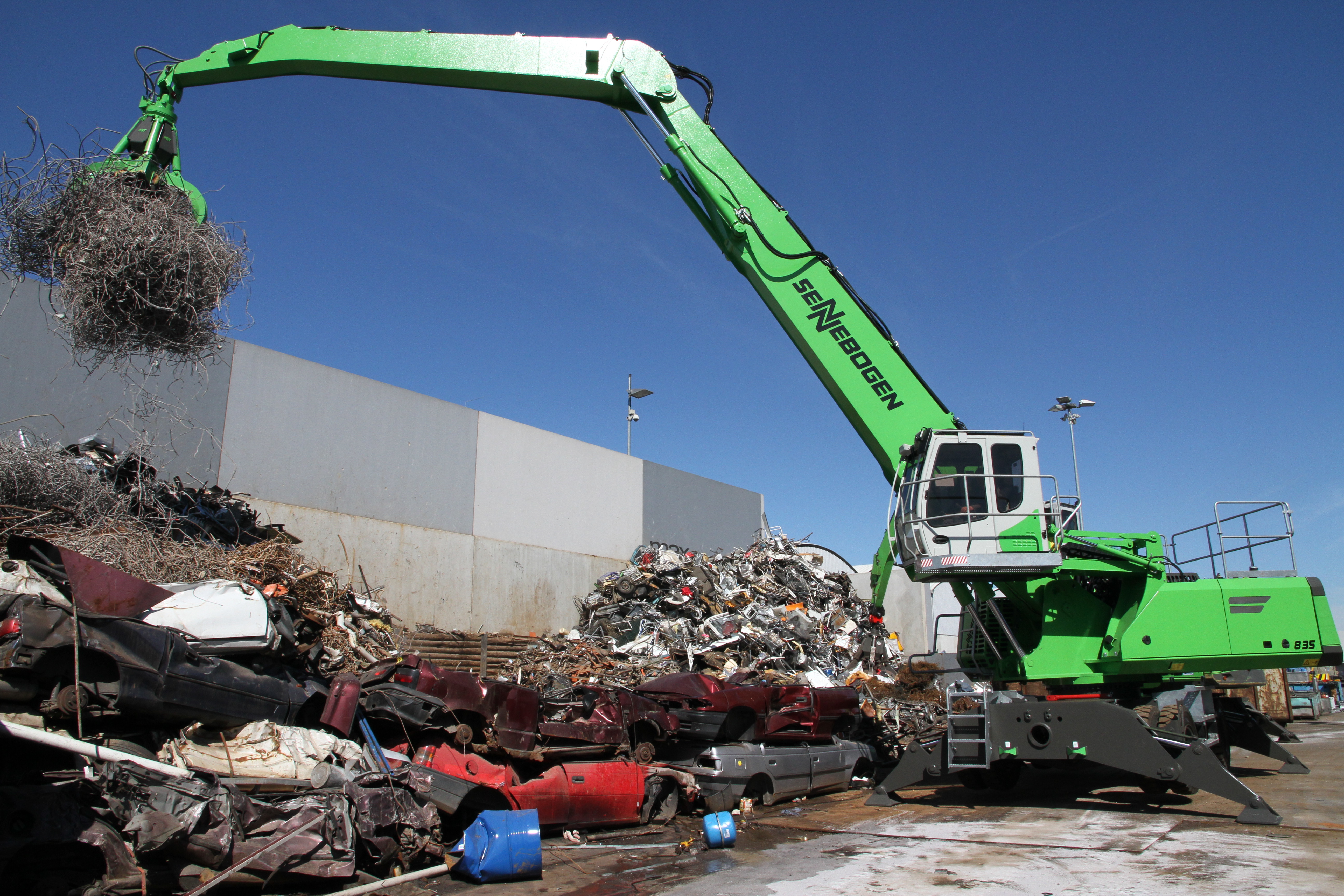 New SENNEBOGEN Distributor Takes a Head Start in Central Mexico