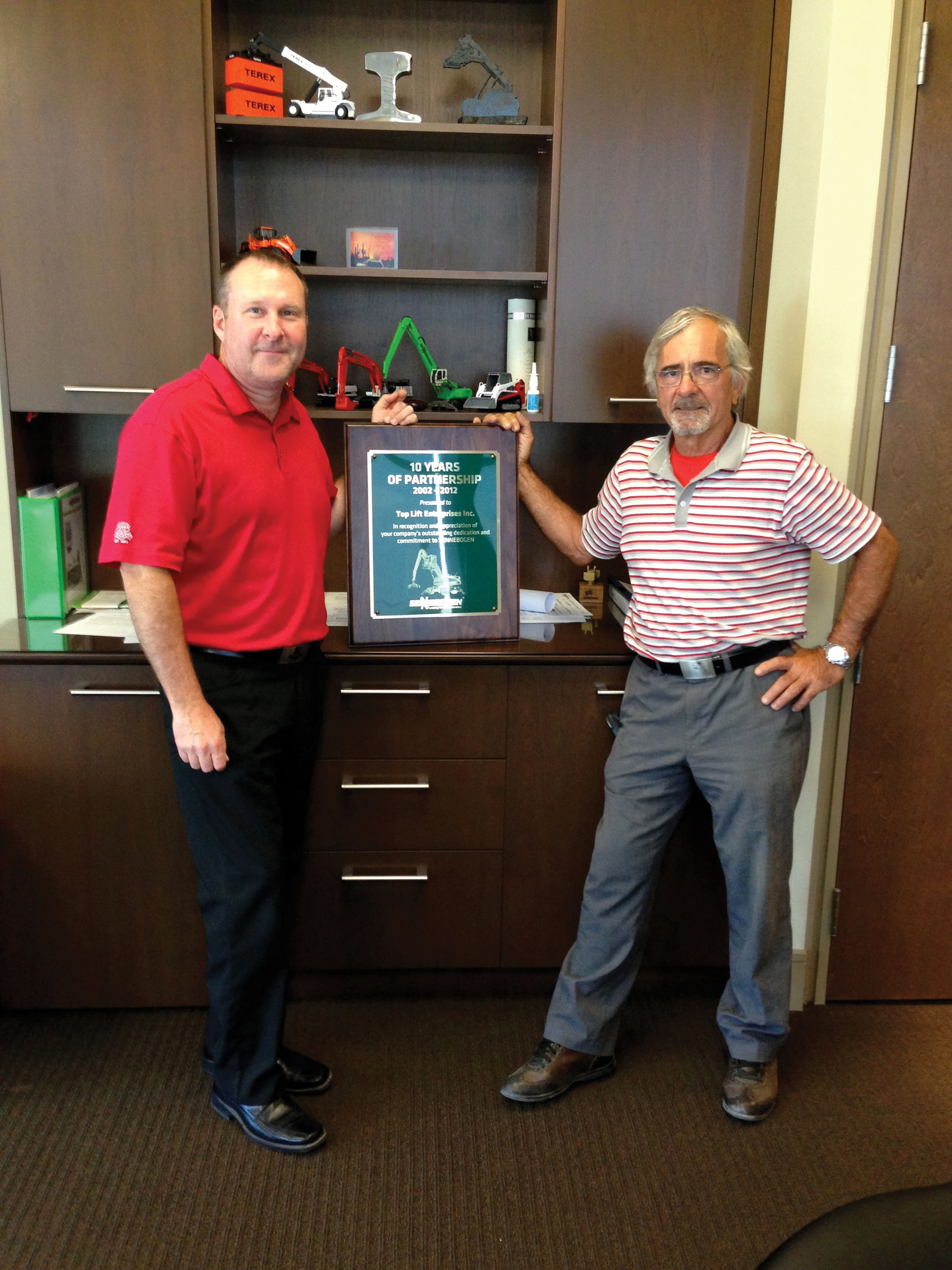Top Lift Celebrates Milestone with SENNEBOGEN